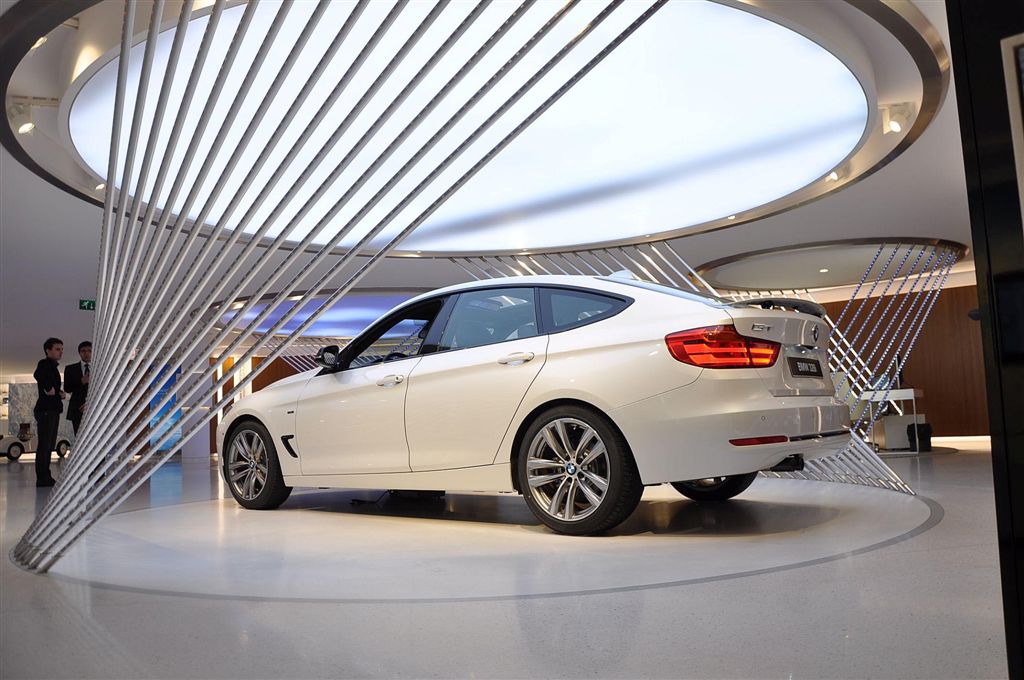  - A bord de la BMW Série 3 Gran Turismo