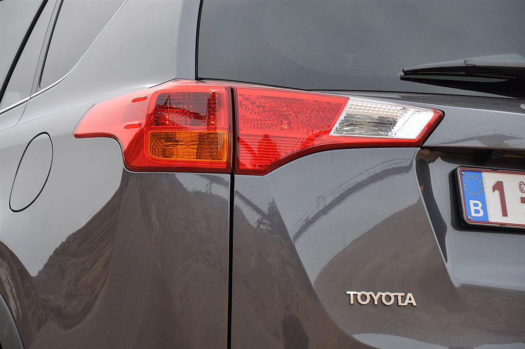  - Toyota RAV4 2013