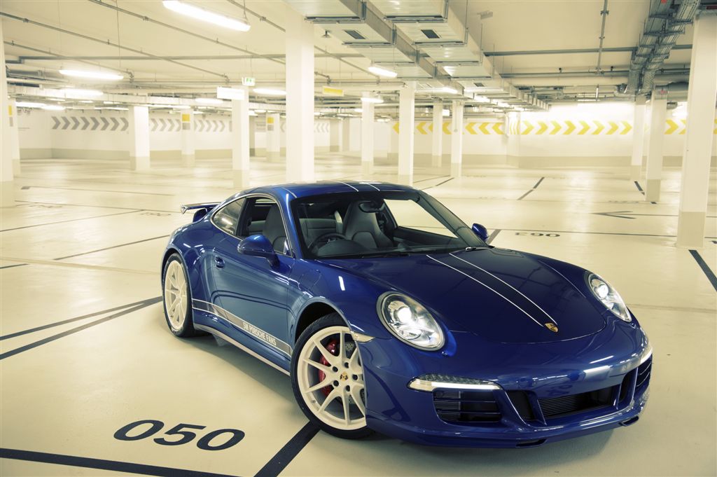  - Porsche 911 ''5 millions de fans'' 