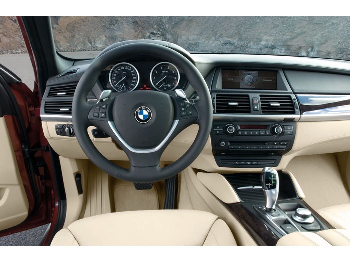  - BMW X6