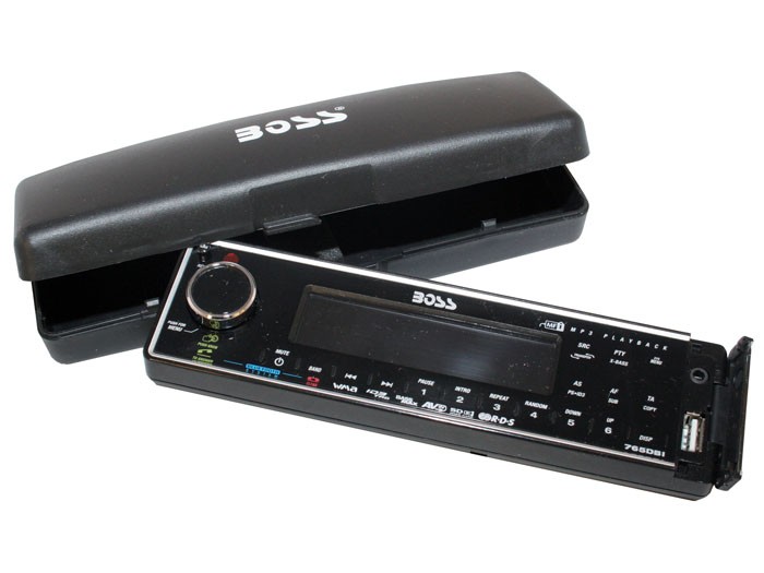  - Boss Audio Systems 765 DBI