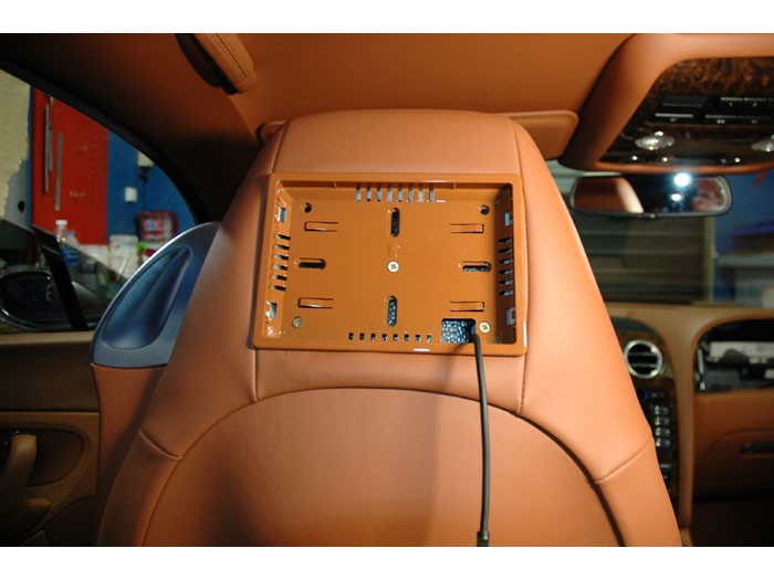  - Bentley Continental GT Hifimobile