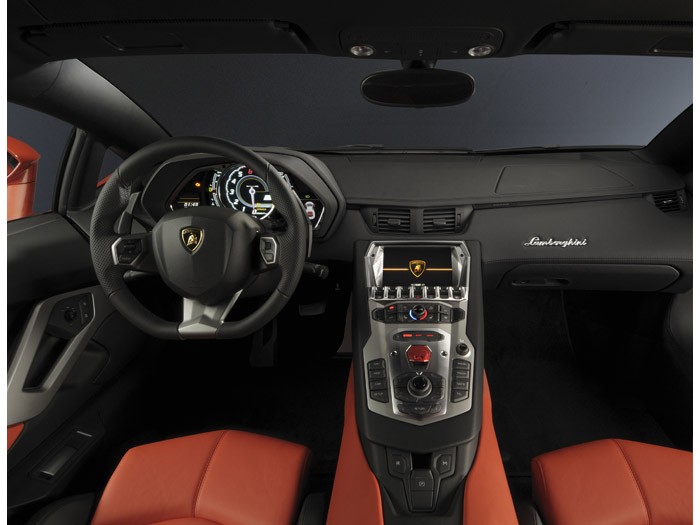  - Lamborghini Aventador LP700-4
