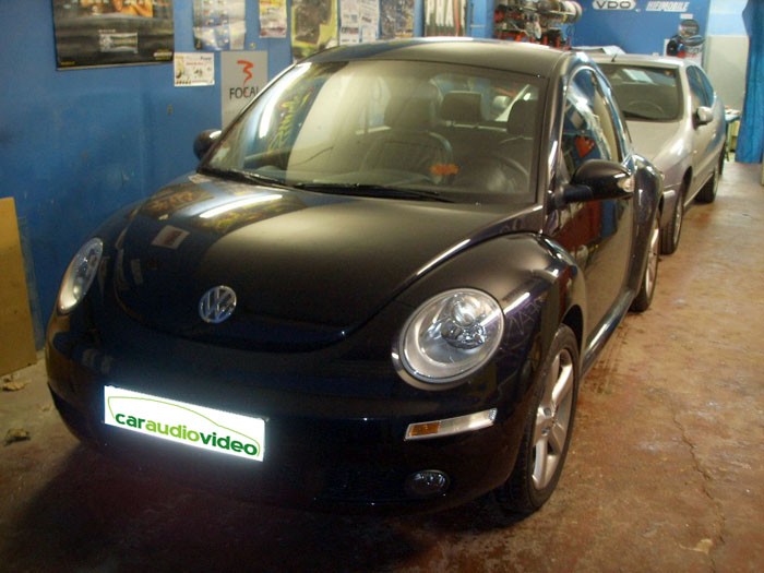  - VW New Beetle Hifimobile