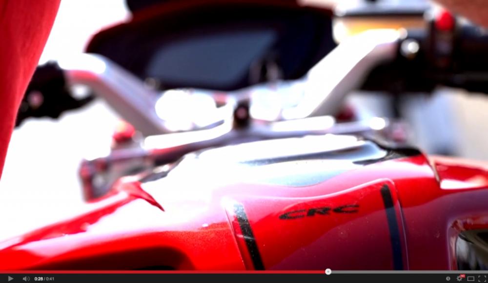 MV Agusta 2015 : teasing vidéo pour la Dragster RR
