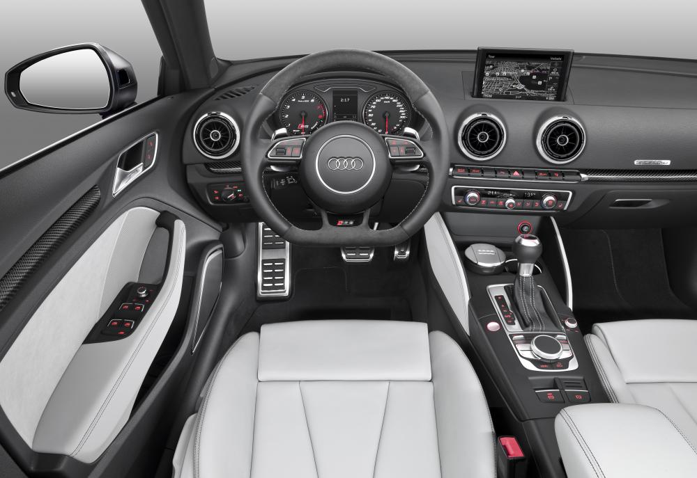  - Audi RS3 Sportback 2015 (officiel)