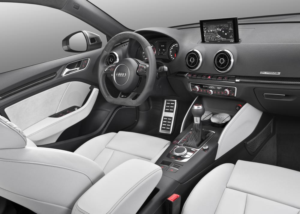  - Audi RS3 Sportback 2015 (officiel)