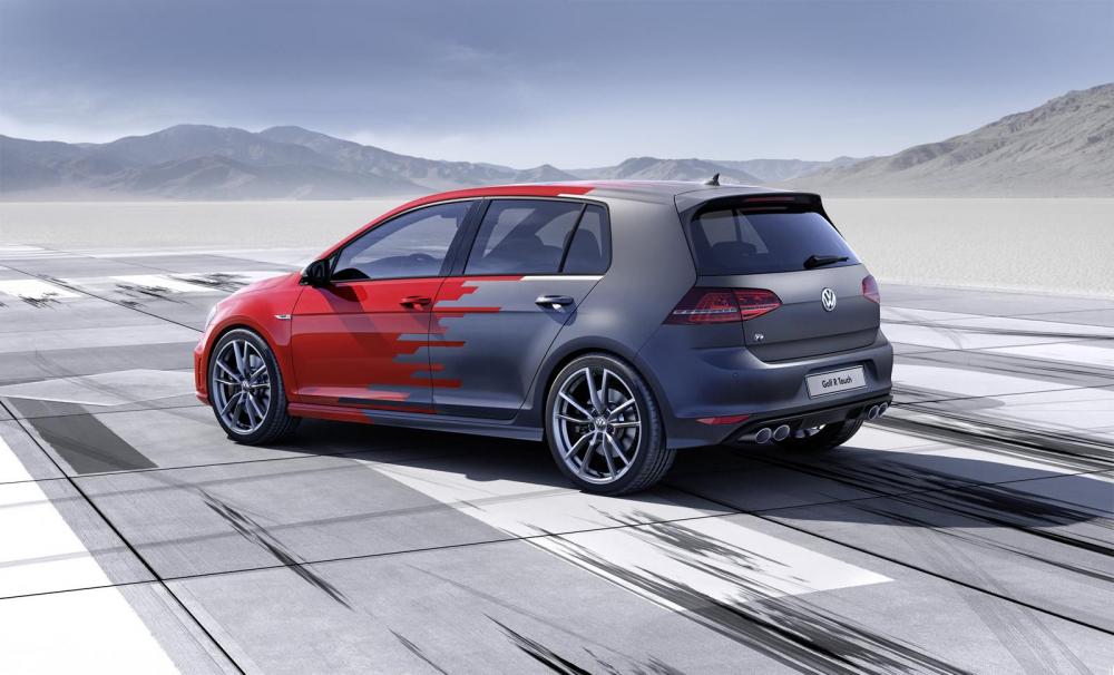  - Volkswagen Golf R Touch Concept (CES 2015)