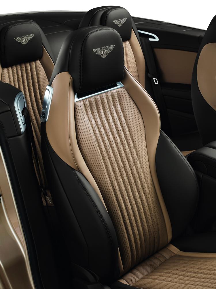  - Bentley Continental GT 2015 (officiel)
