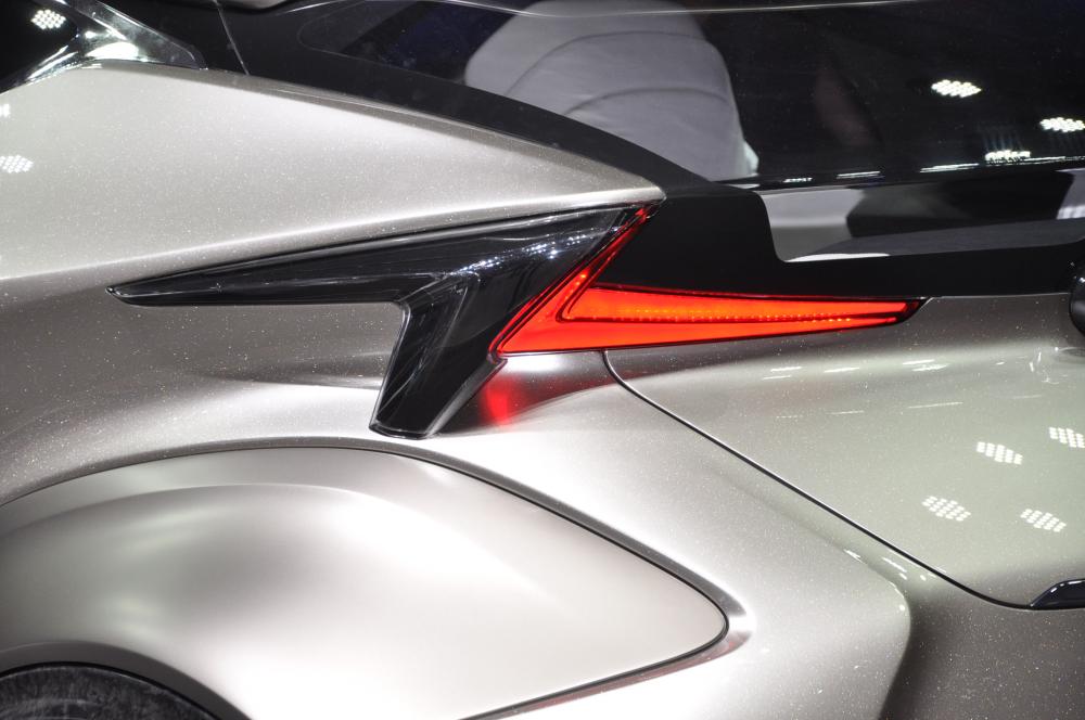  - Lexus LF-SA concept