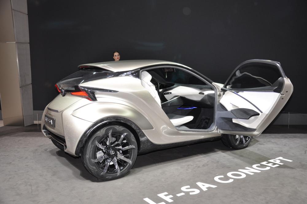  - Lexus LF-SA concept