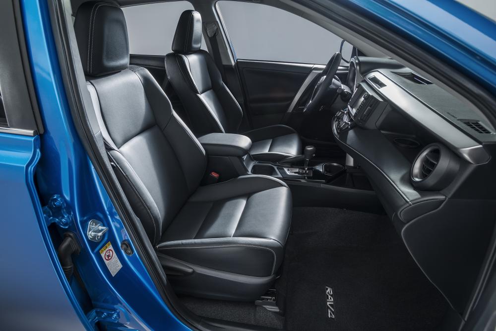 - Toyota RAV4 restylé 2015 (officiel)