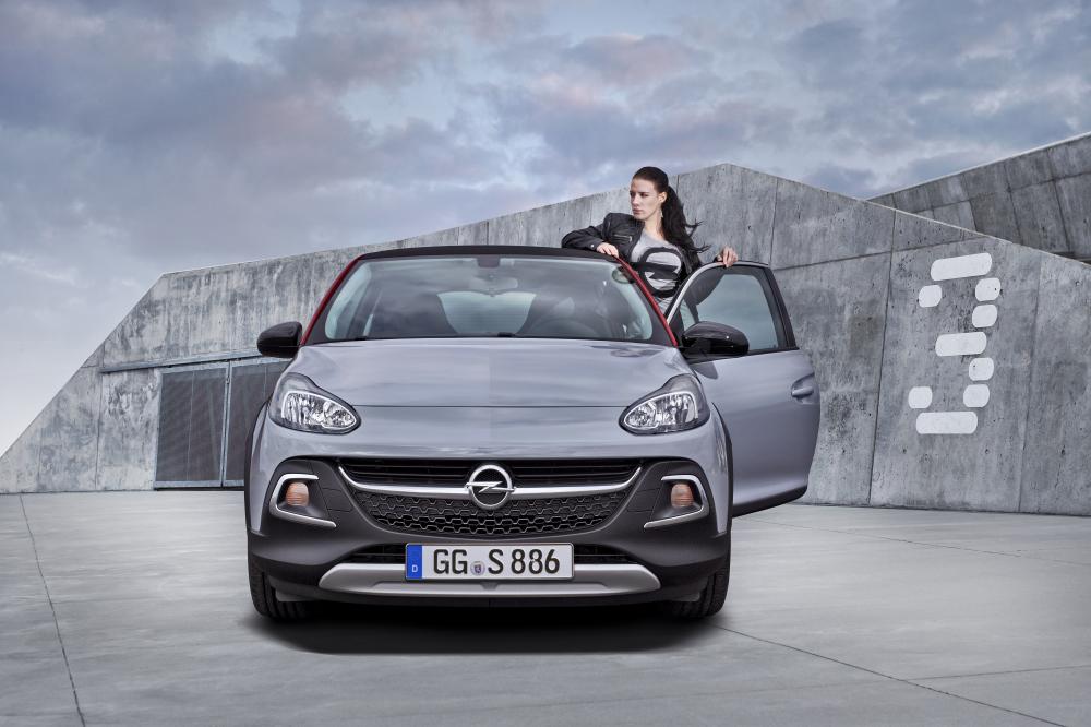  - Opel Adam Rocks S 2015 (officiel)