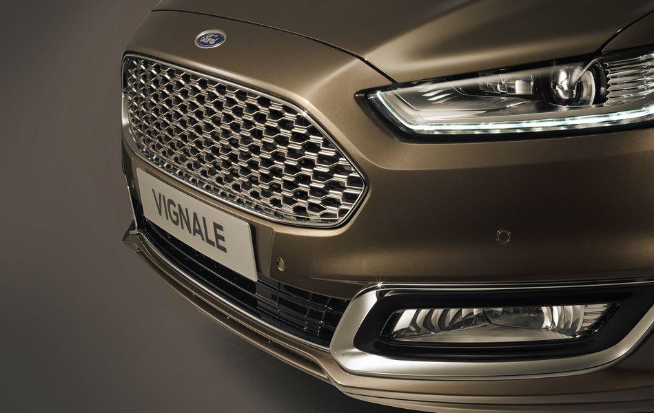  - Ford Mondeo Vignale 2015 (officiel)