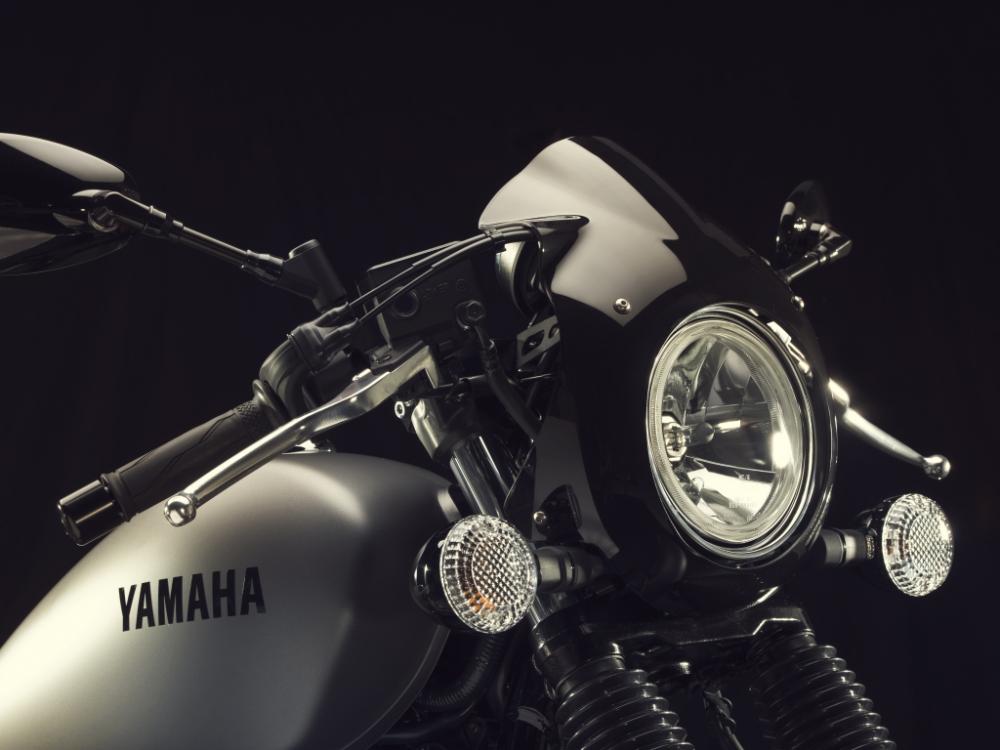  - Nouvelle Yamaha XV950 Café Racer : la Bolt à bracelets arrive !