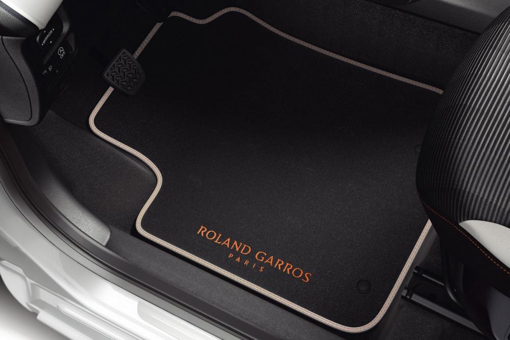  - Peugeot 108 Roland Garros (officiel - 2015)