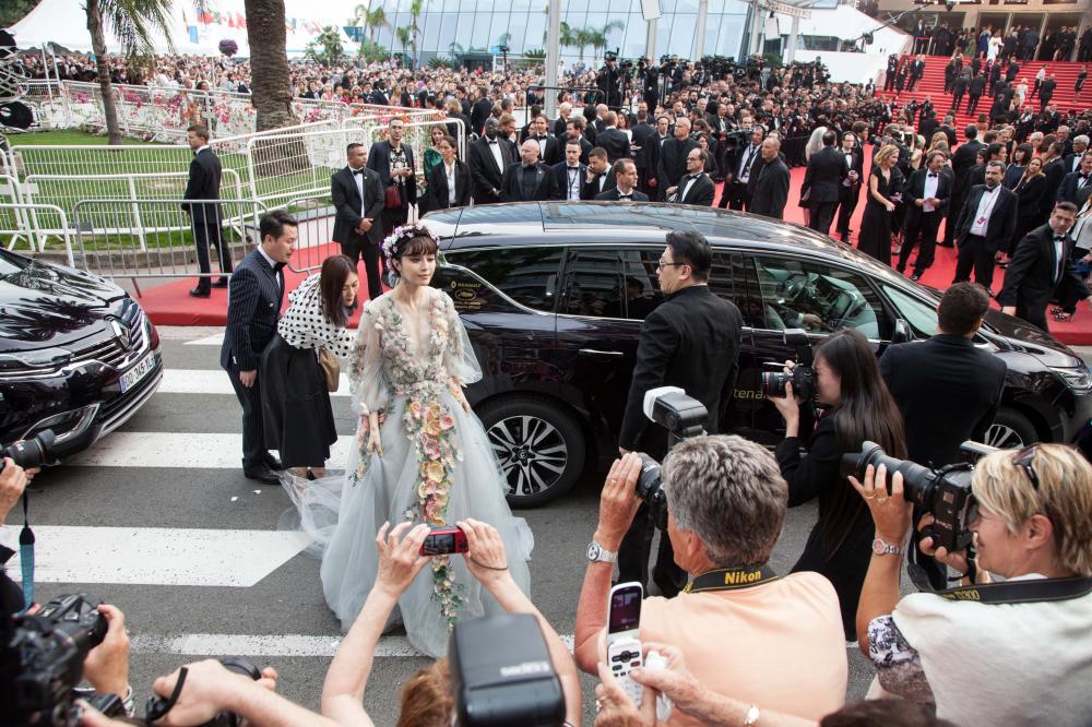  - Tout le glamour du Festival de Cannes est à bord du nouveau Renault Espace