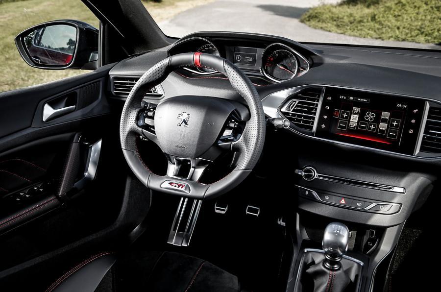  - Peugeot 308 GTI (2015)