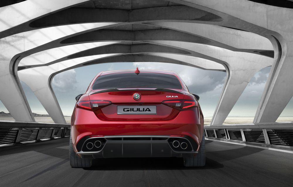  - Alfa Romeo Giulia 2015 (officiel)
