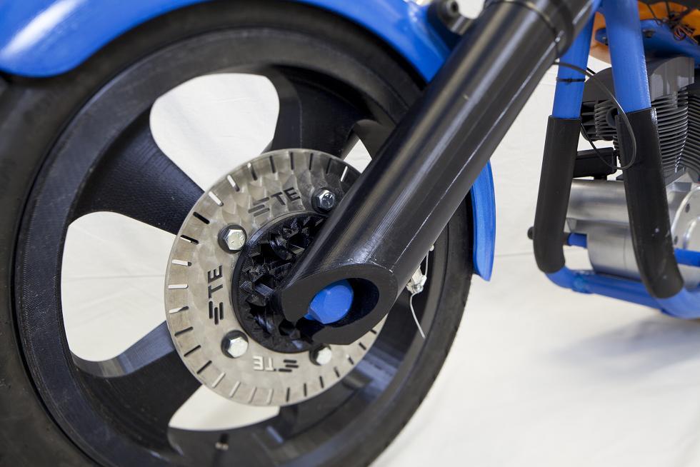  - La première moto roulante issue d'une imprimante 3D par TE Connectivity