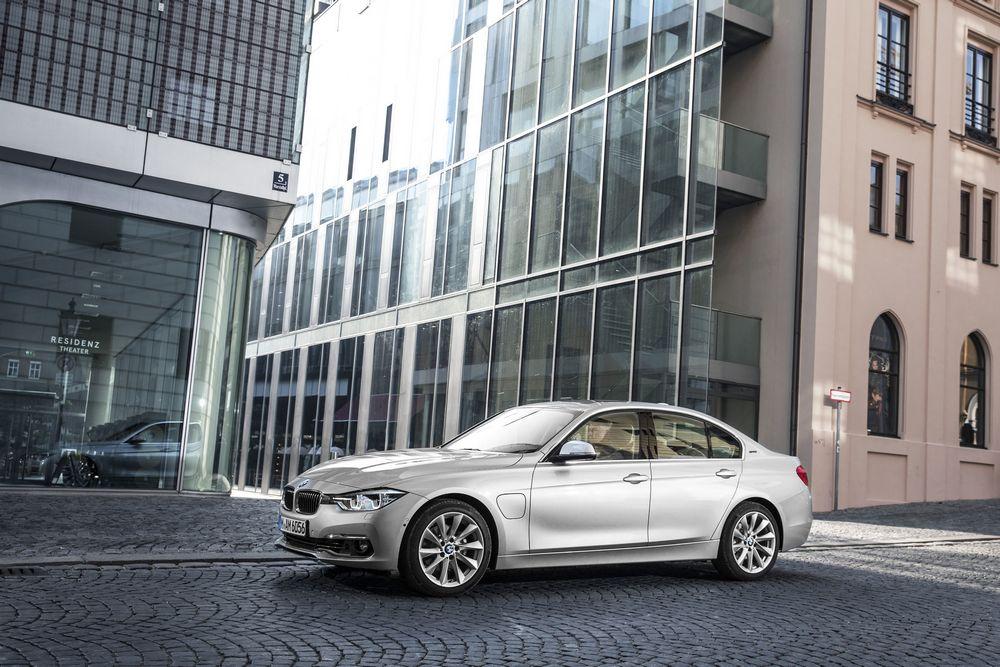 BMW 330e 2016 (officiel)
