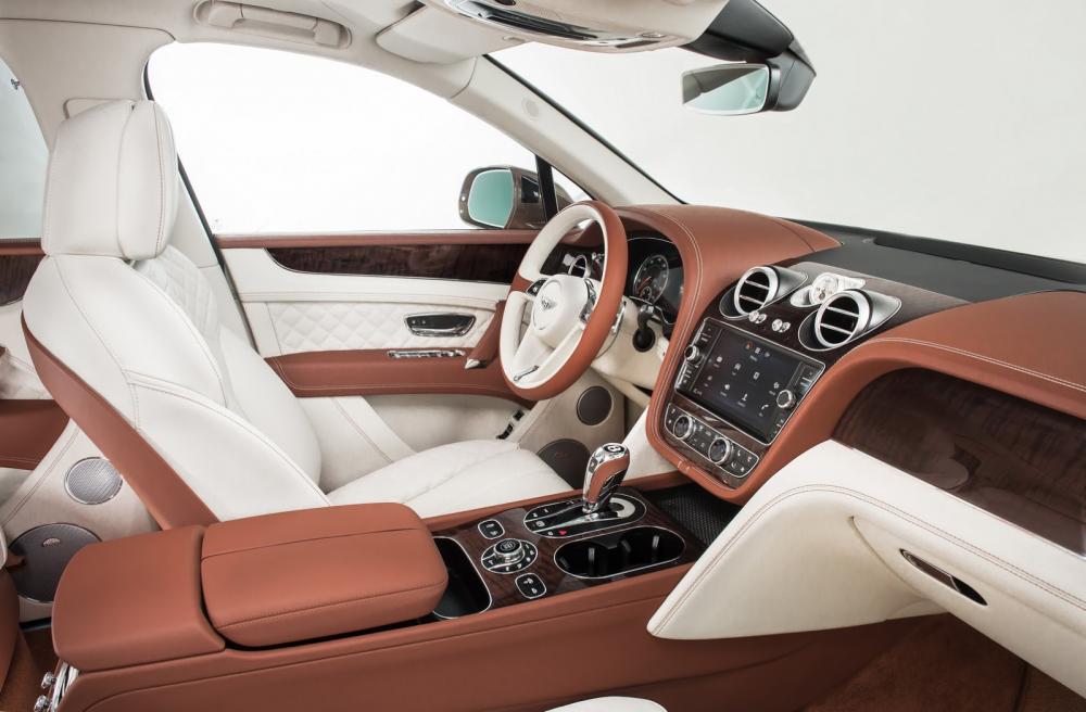 Bentley Bentayga 2016 (officiel)