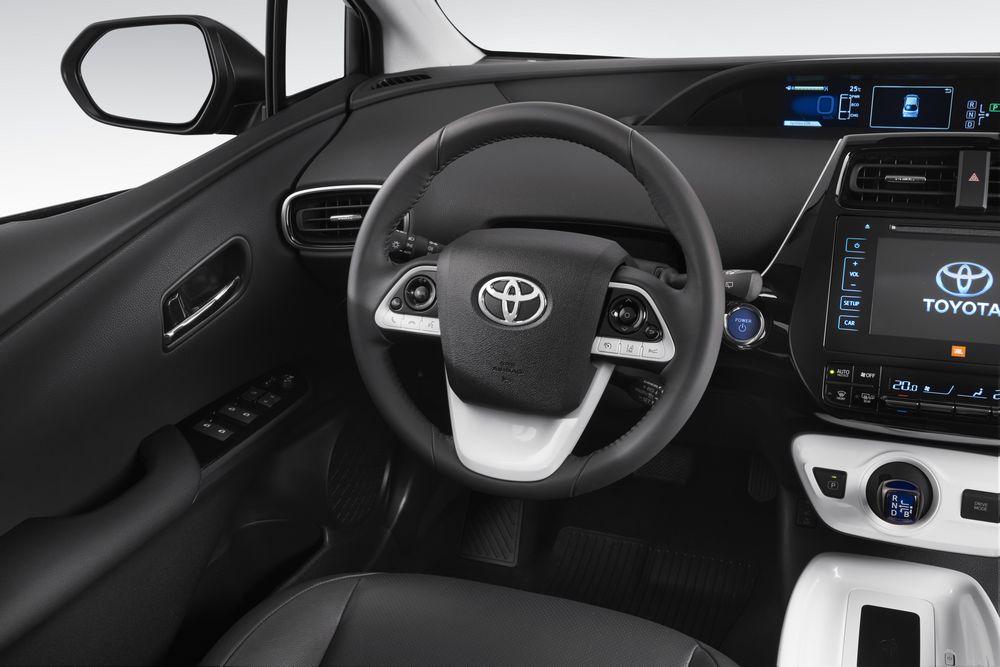 Toyota Prius 4 (officiel)