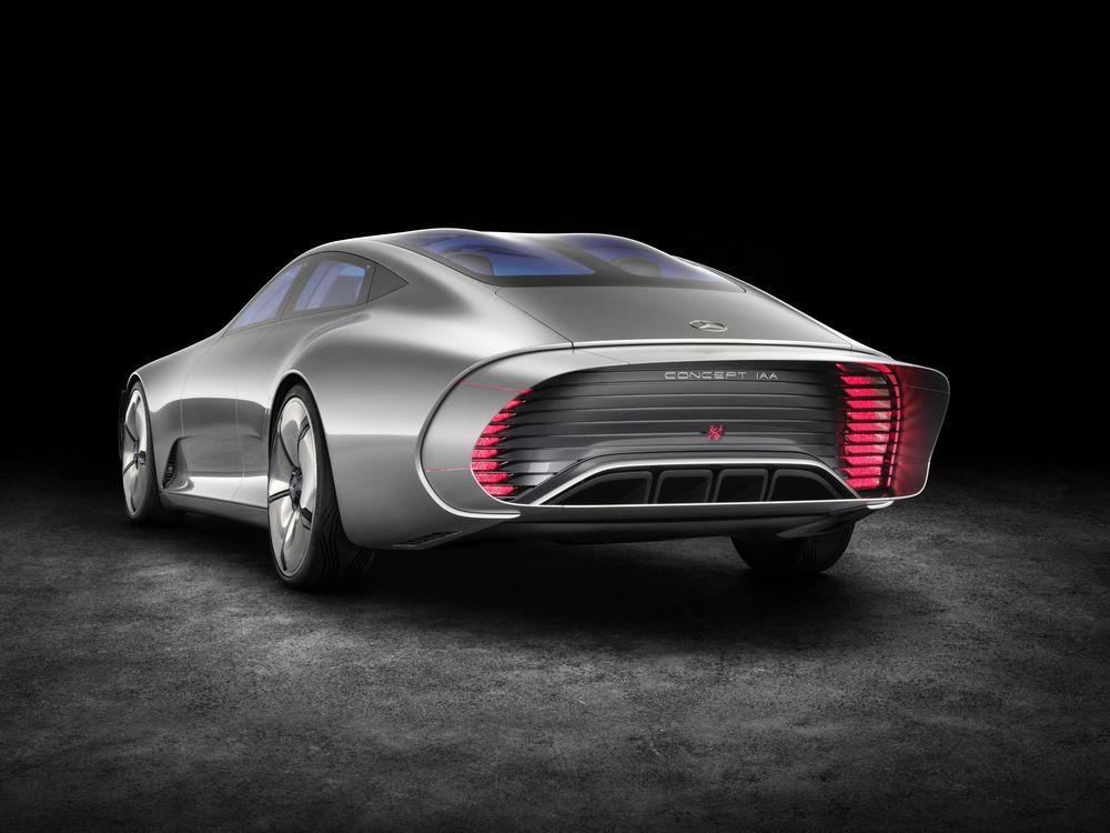  - Mercedes Concept IAA (officiel)