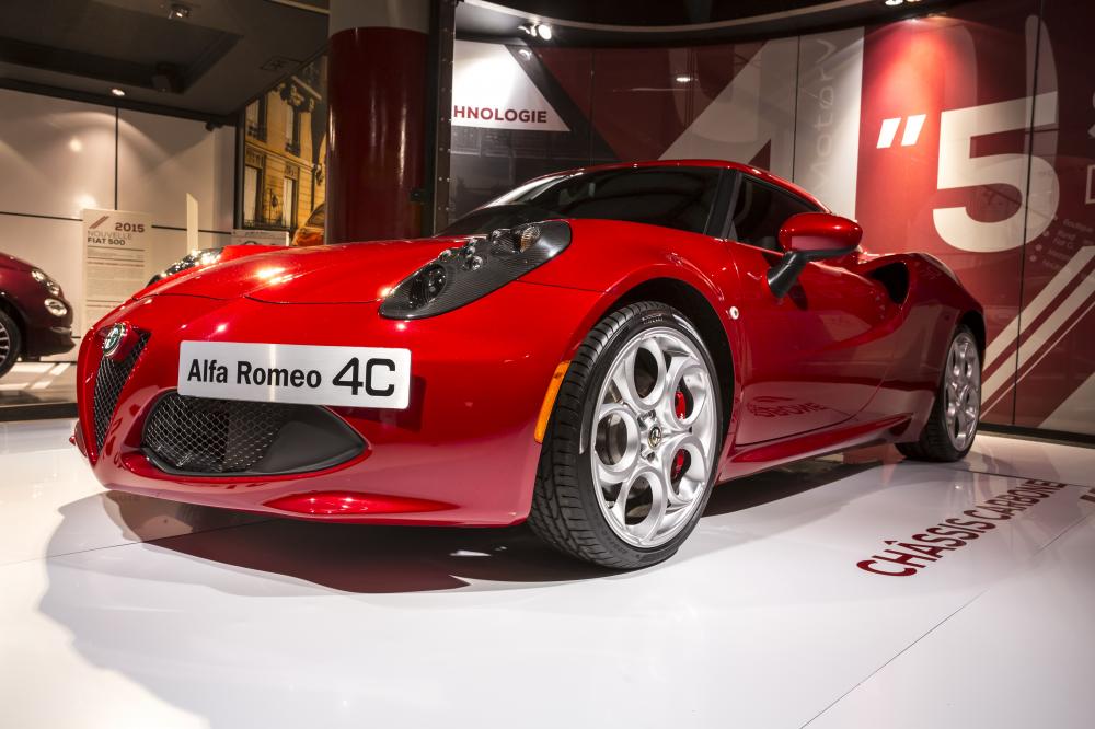  - Des stars italiennes de la compétition automobile réunies en une exposition
