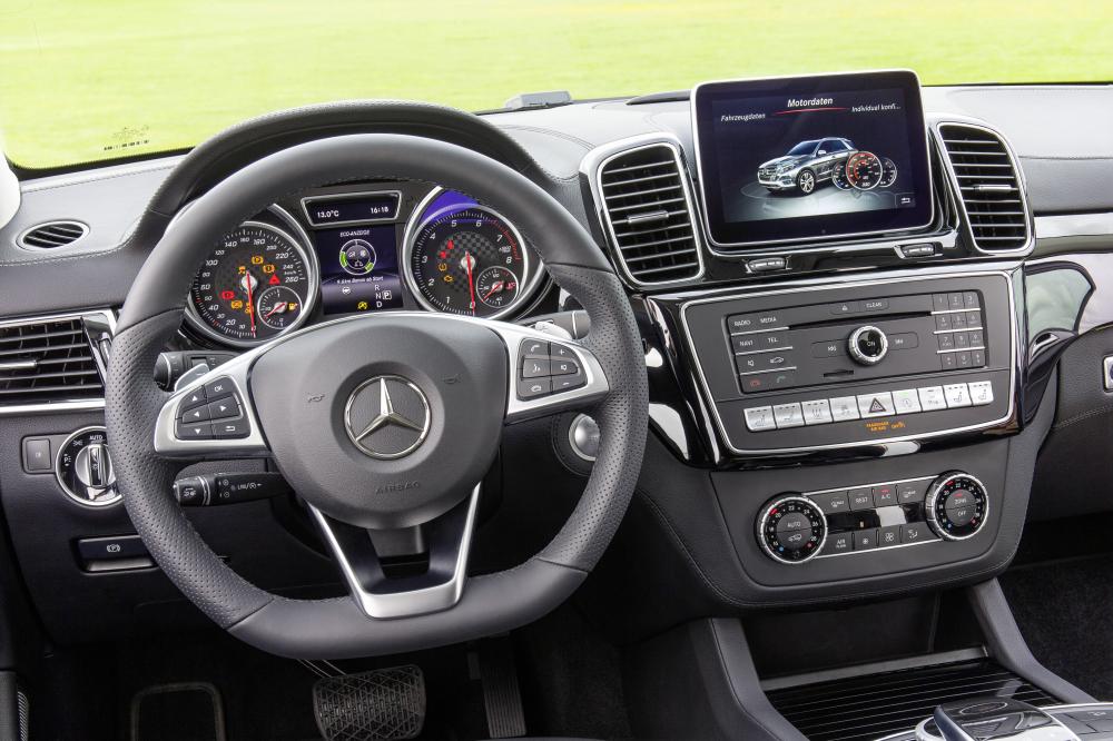  - Mercedes GLE 450 AMG 2015 (officiel)