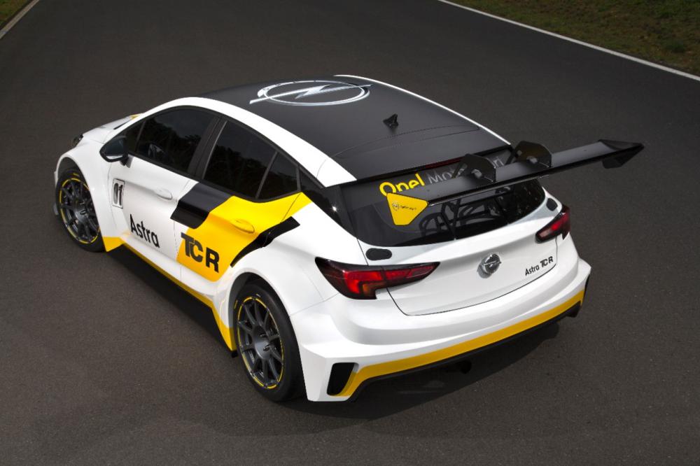  - Opel Astra TCR
