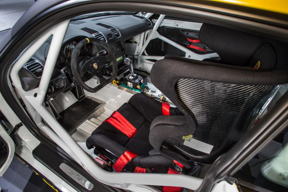  - Porsche Cayman GT4 Clubsport 2015 (officiel)