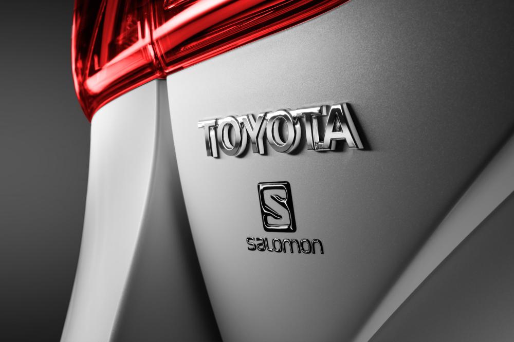 Toyota Auris et Avensis Touring Sport Salomon