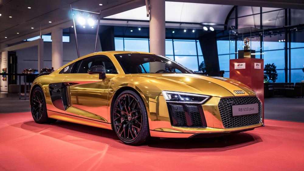  - L'Audi R8 V10 Plus s'habille d'or