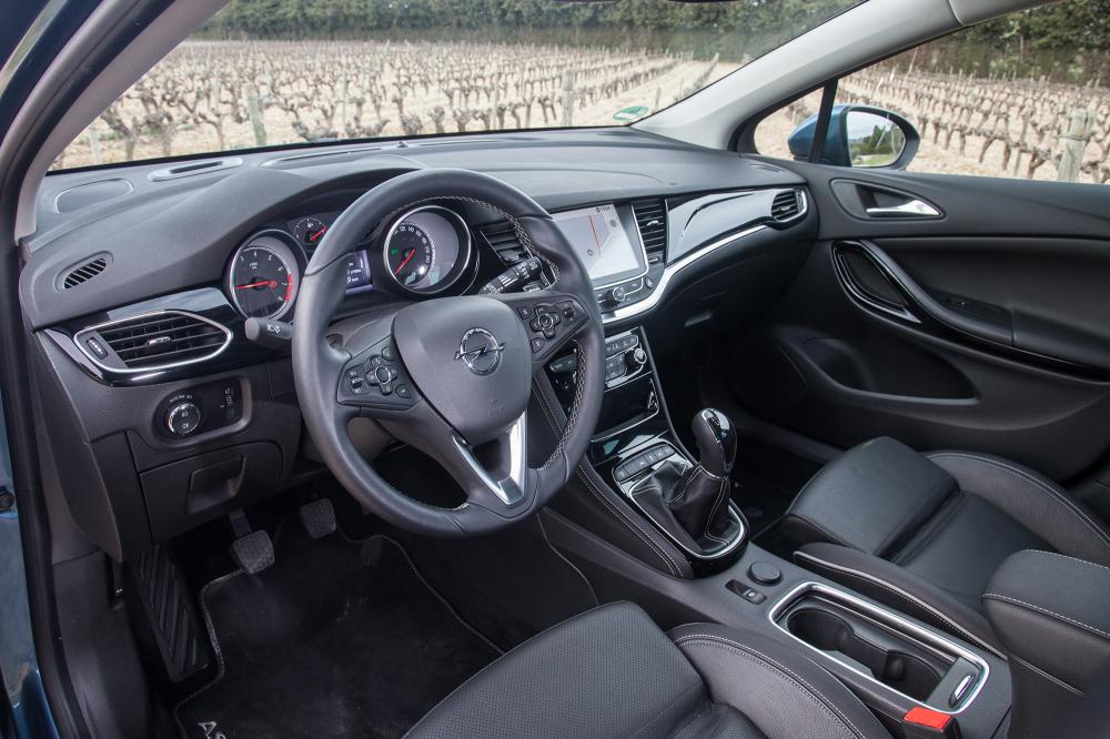  - Opel Astra 105 ch et 110 ch 2015 (essai)