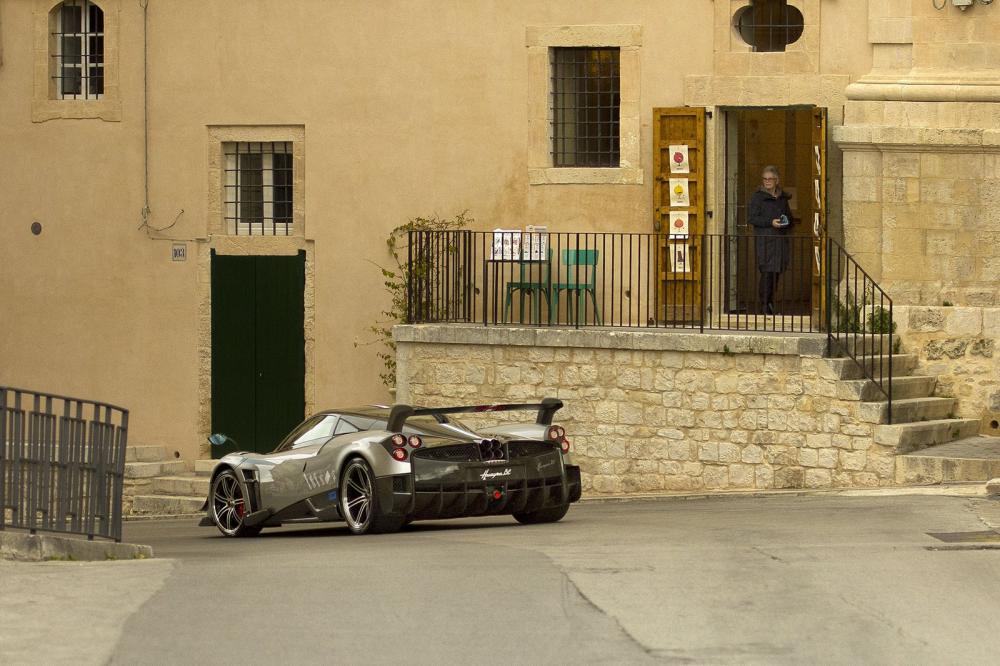  - Pagani Huayra BC (officiel)