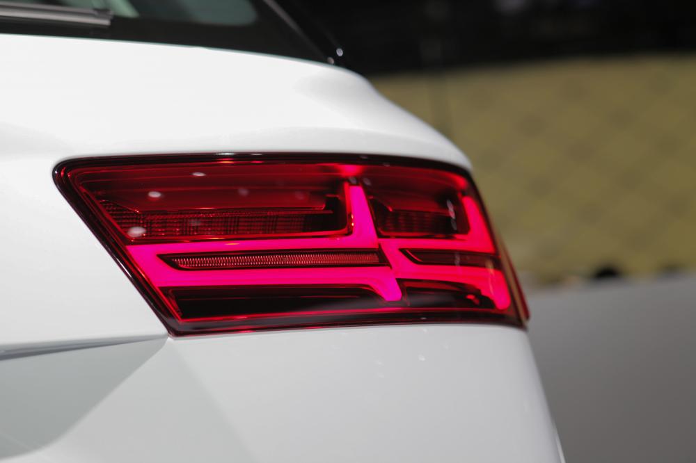 Audi Q7 e-tron