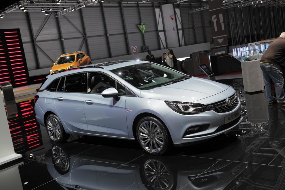  - Opel Astra ST