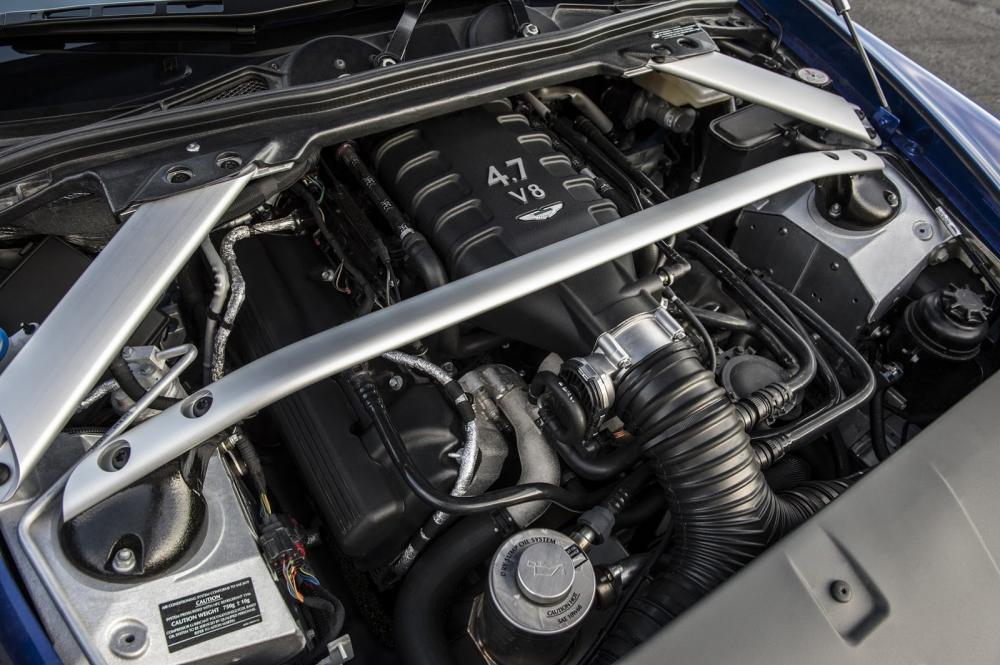 Aston Martin V8 Vantage GTS 2016 (officiel)