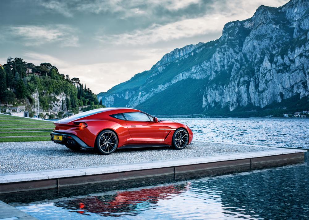  - Aston Martin Vanquish Zagato 2016 (officiel)