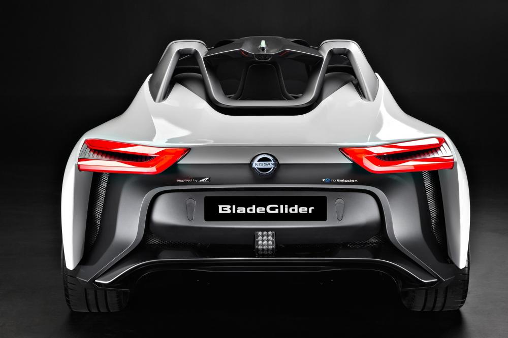  - Nissan BladeGlider Concept 2016