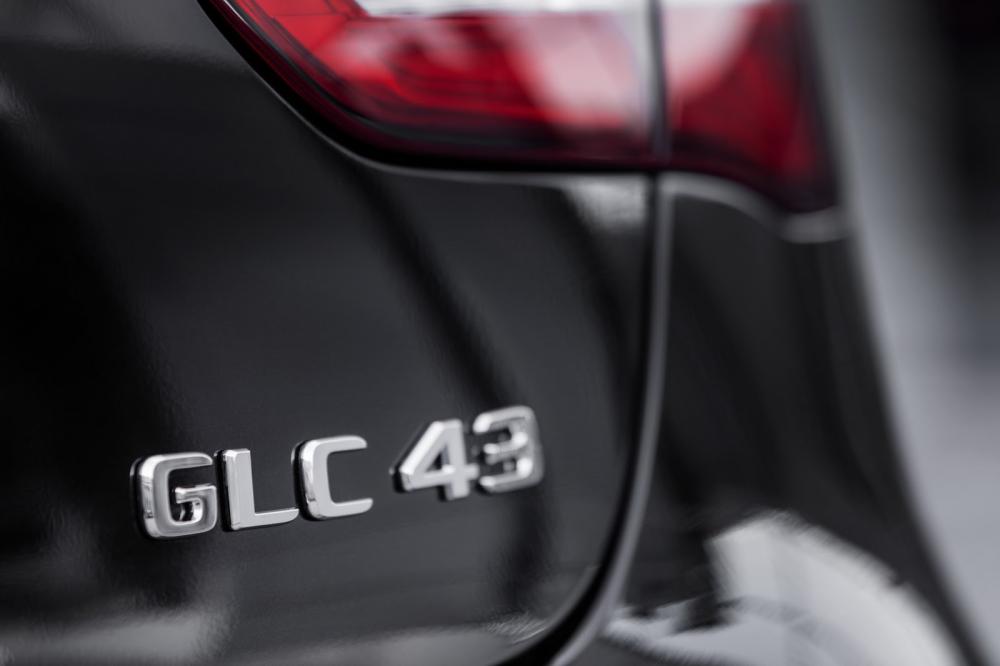  - Mercedes-AMG GLC 43 Coupé 2016 (officiel)