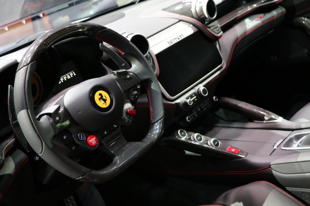  - Ferrari GTC4 Lusso T