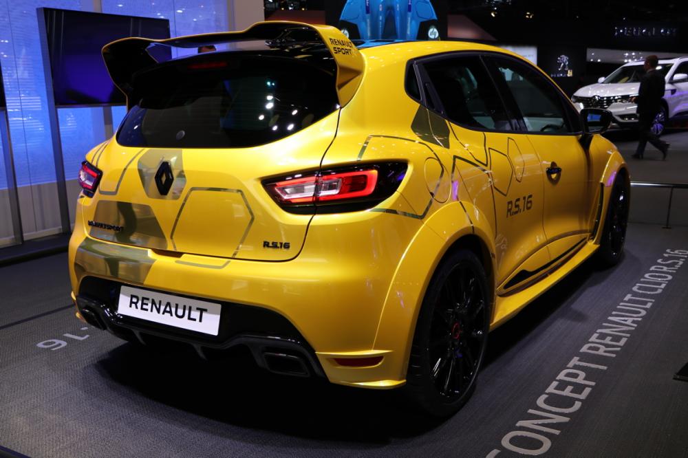  - Renault Clio RS