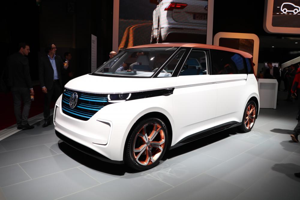  - Volkswagen Budd-E Concept