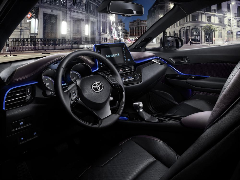  - Toyota C-HR : l'intérieur en images