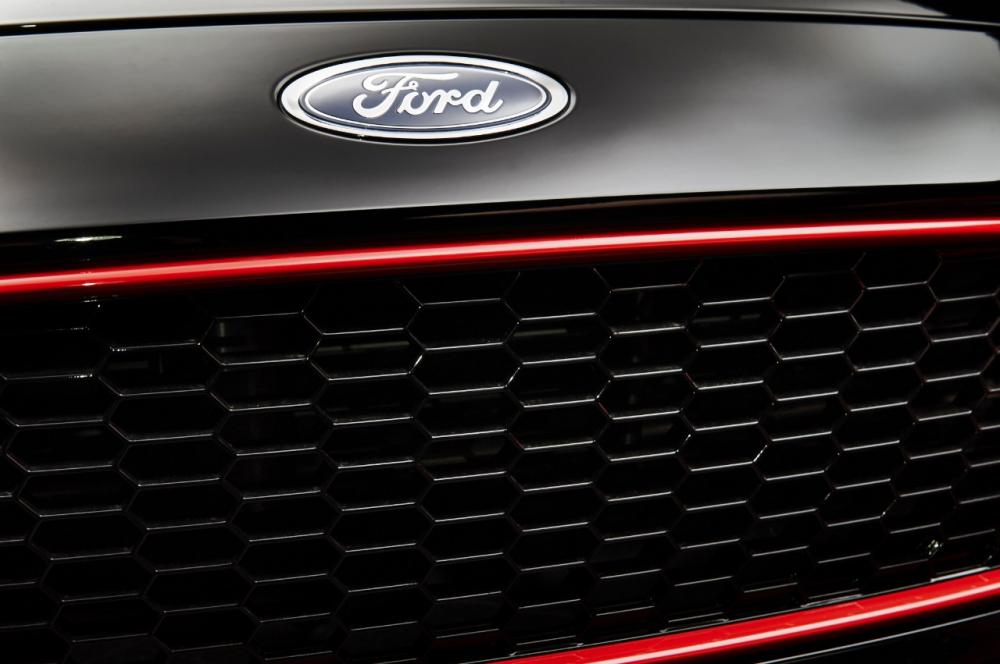  - Ford Focus Red & Black Edition : toutes les photos