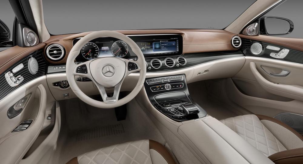  - Mercedes Classe E 2016 intérieur