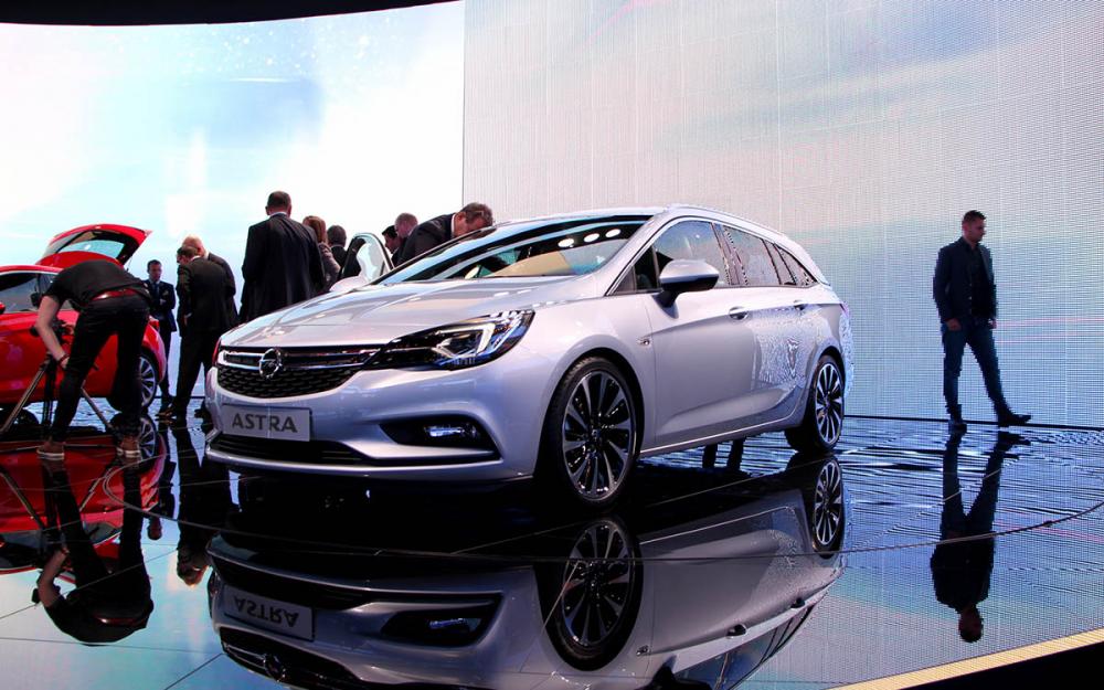  - Opel Astra : les photos de Francfort 2015