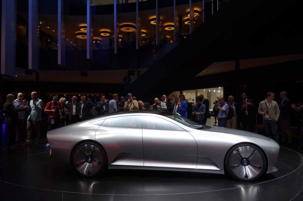  - Mercedes IAA Concept : les photos en direct de Francfort